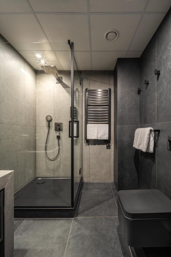 City Inn Lviv Smart Hotel Vynnyky Esterno foto