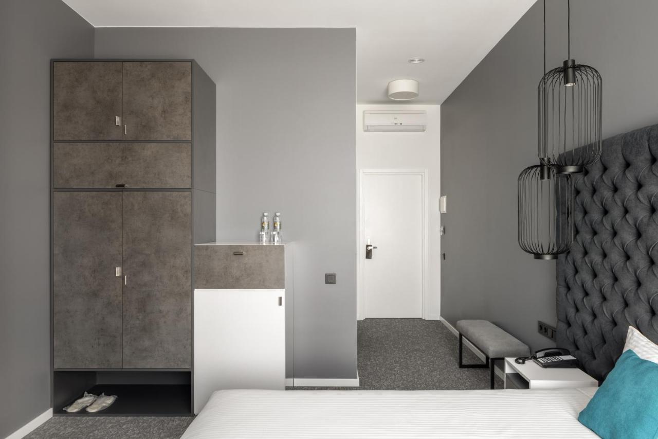 City Inn Lviv Smart Hotel Vynnyky Esterno foto