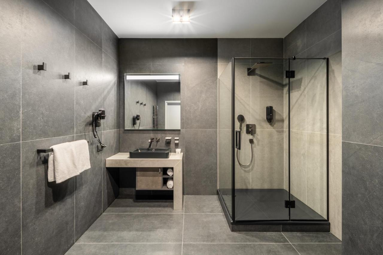 City Inn Lviv Smart Hotel Vynnyky Esterno foto